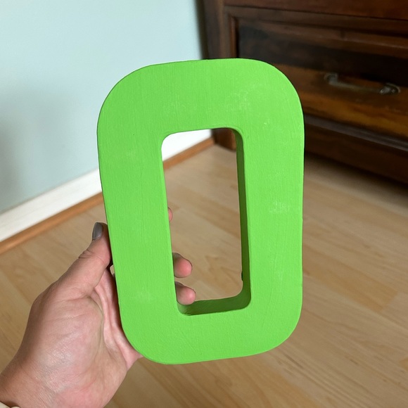 Green painted O or zero for crafting. - Picture 4 of 7
